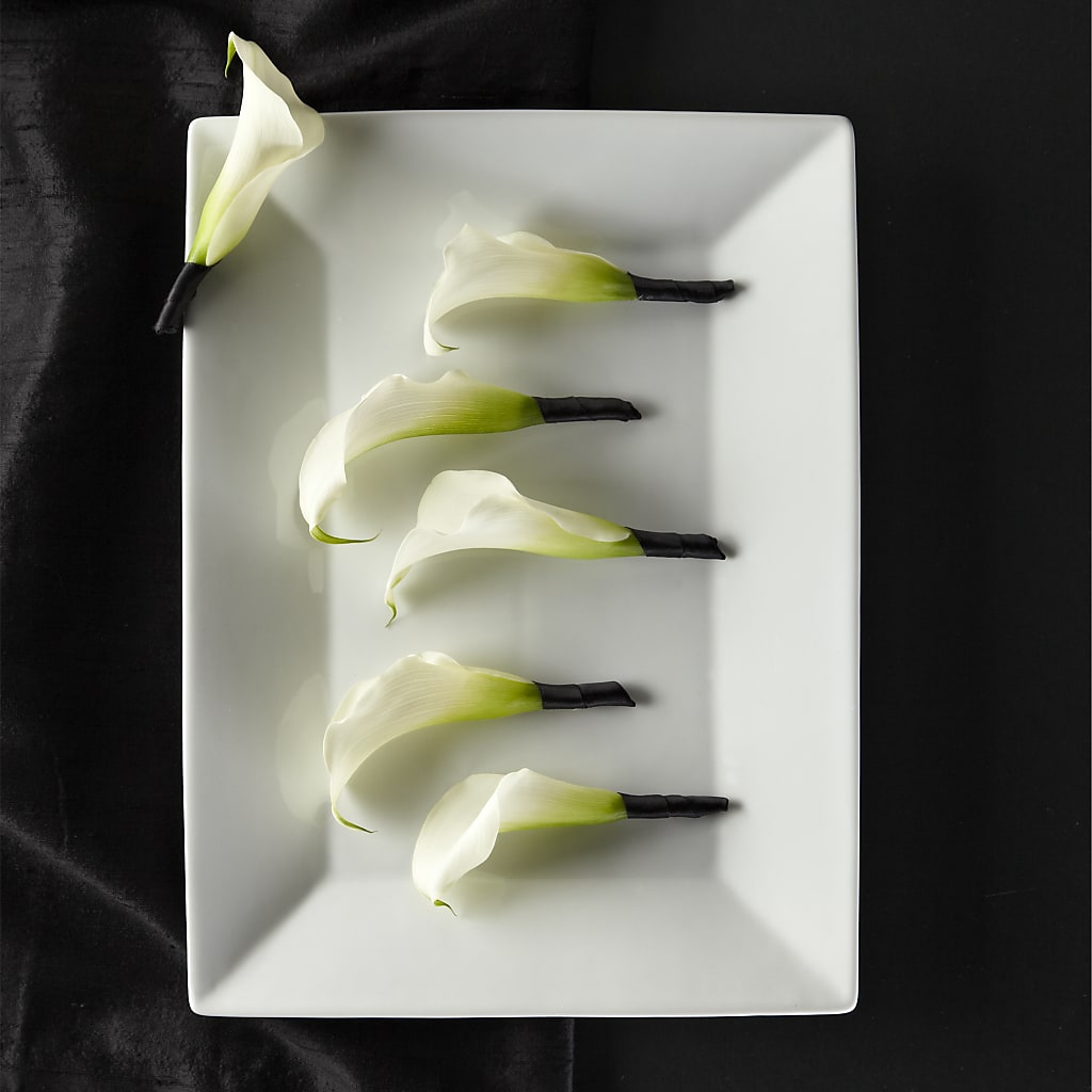 Calla Lily Promise Boutonniere – Magical Flowers, Naples FL