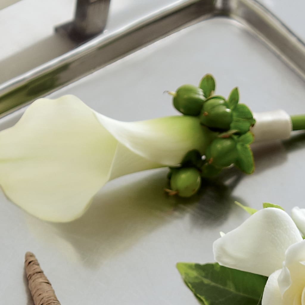 White Calla Boutonniere – Magical Flowers, Naples FL