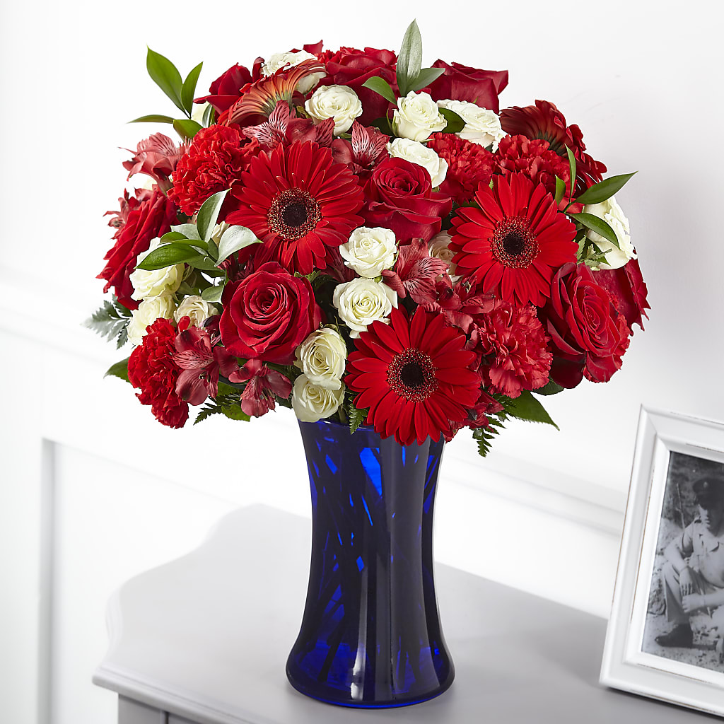 Hearts Embrace Bouquet –  Magical Flowers, Naples FL