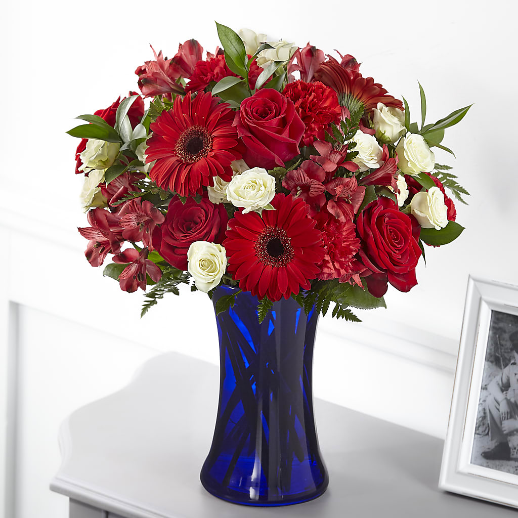 Hearts Embrace Bouquet –  Magical Flowers, Naples FL