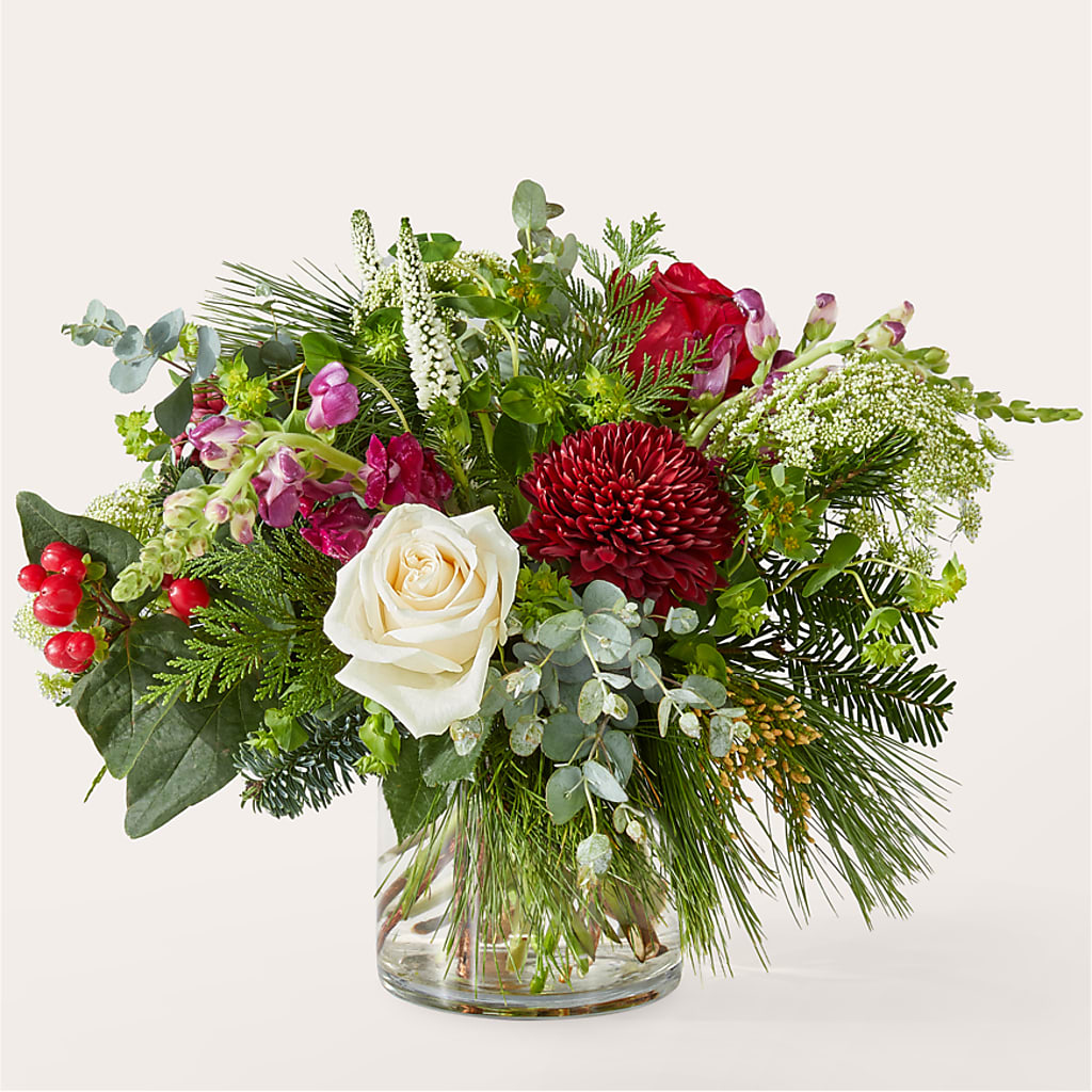 Cranberry Fizz Bouquet –  Magical Flowers, Naples FL