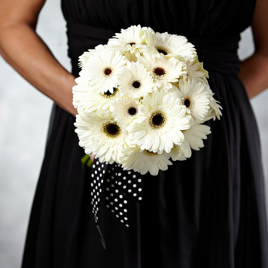 Daisy Delight Bouquet –  Magical Flowers, Naples FL
