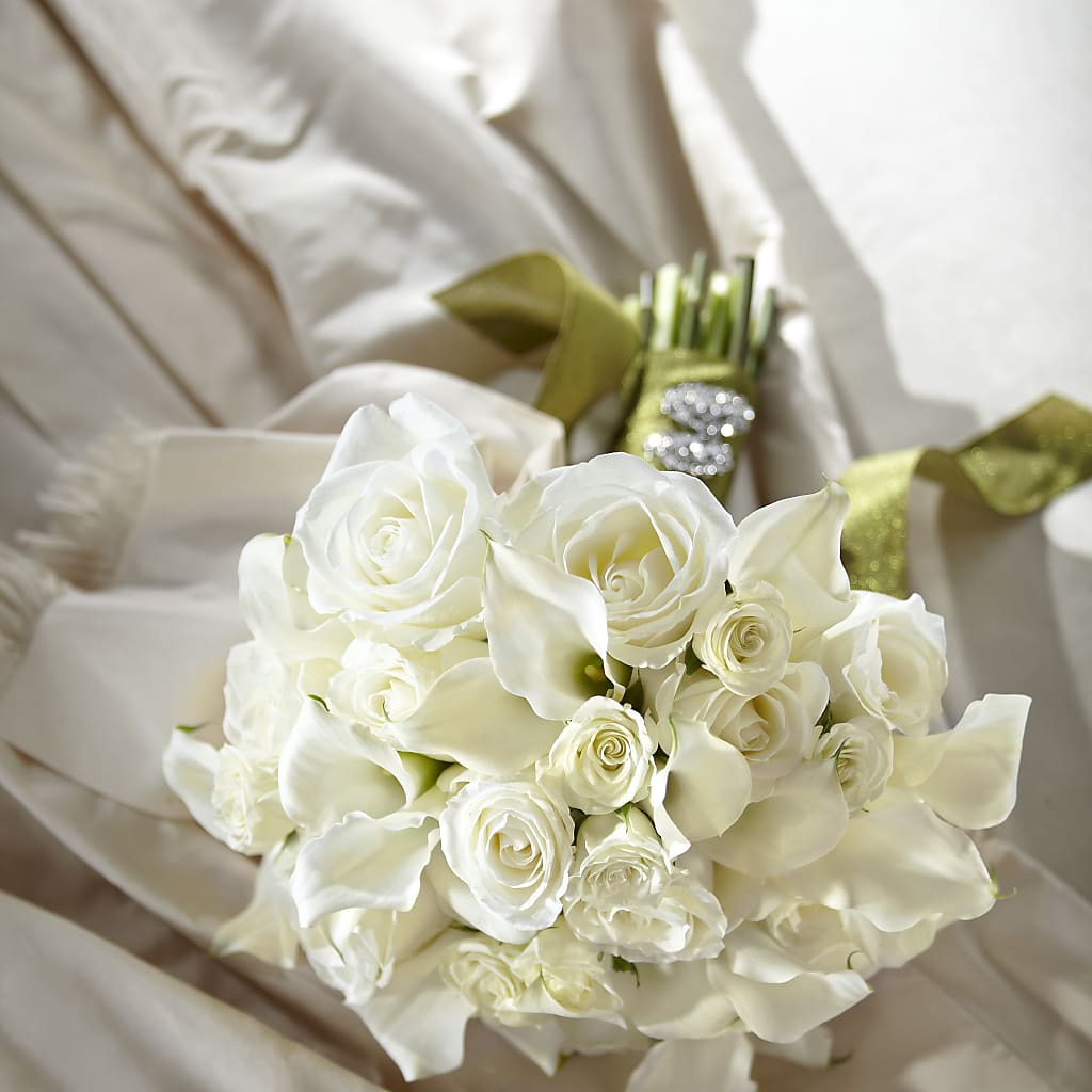 Serene Highness Bouquet –  Magical Flowers, Naples FL